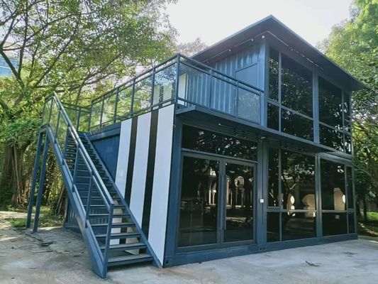 Casas pré-fabricadas destacáveis e expansíveis