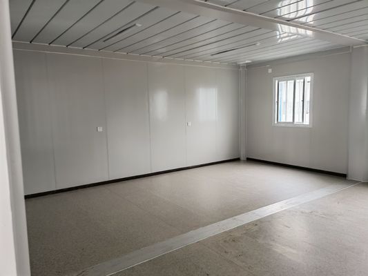 Casa de contêineres desmontável de 20 pés 40 pés Cabine portátil pré-fabricada